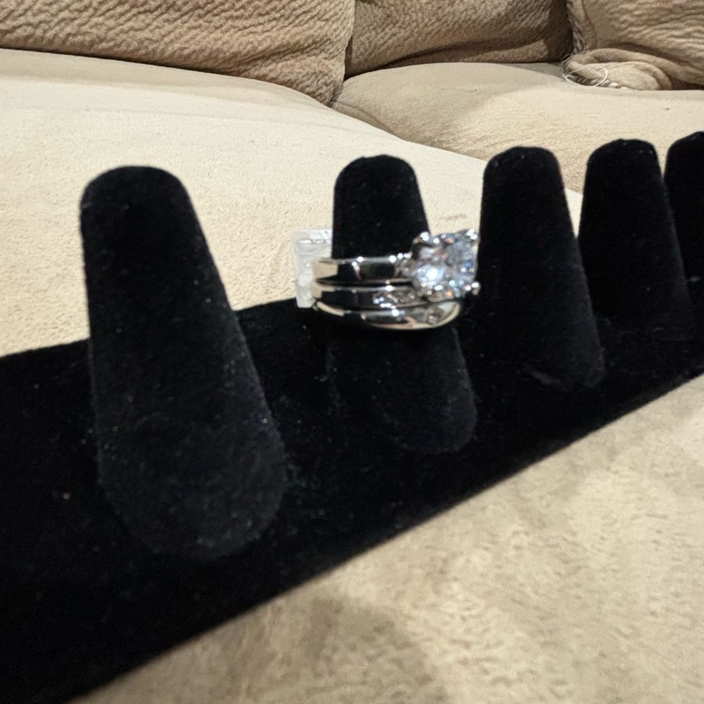 Past Present Future Diamond Ring. Medium - image 3